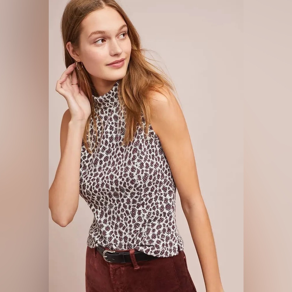 FINAL PRICE Anthropologie Akemi + Kin Textured Knit Top